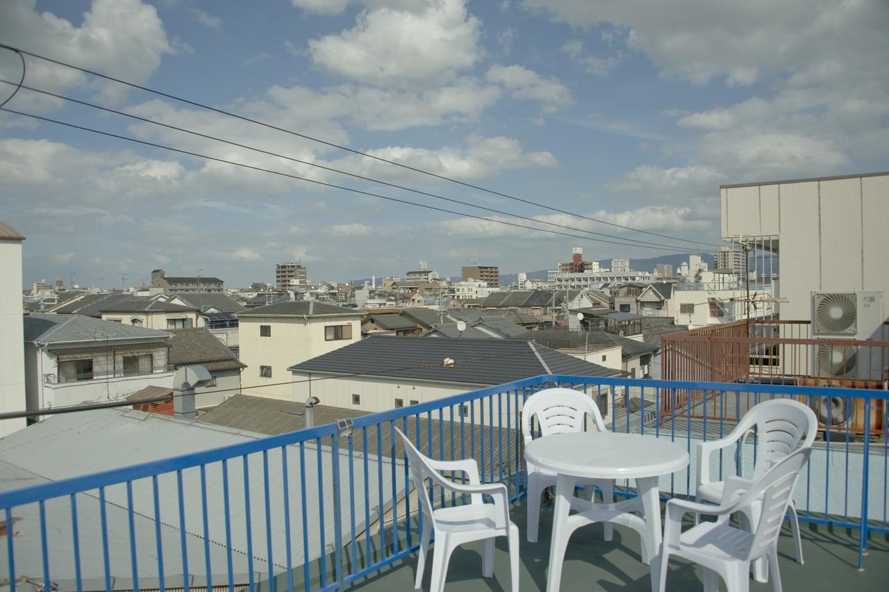 Umbrella House Vandrarhem Osaka Exteriör bild